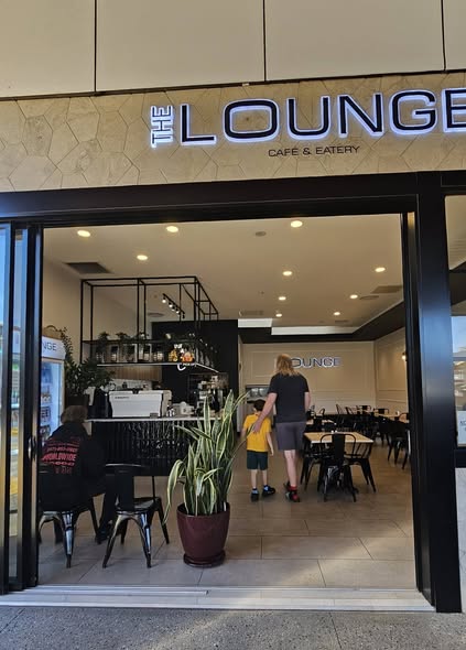 Now hiring at The Lounge